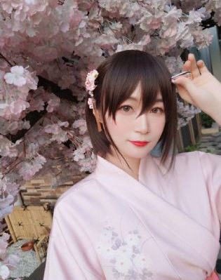欧美意境女头堆糖_国产剧迅雷电影在线