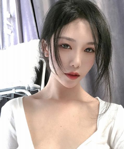 护士被强摁做开腿呻吟_HD电影在线观看