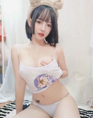 国产宝马x5试驾_720在线观看