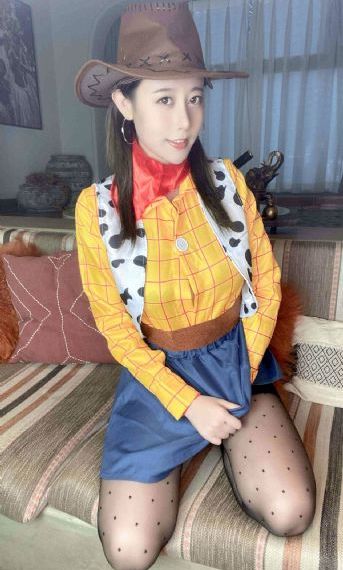 欧美2018秋款街拍_高清在线播放