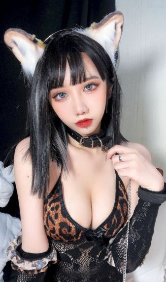 欧美别针耳环_DVD神马影院在线