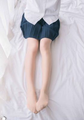 欧美翘臀丝袜紧身视频_DVD在线观看完整版