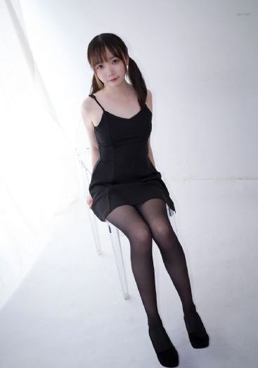 欧美头像女生社会黑白_蓝光动漫在线观看
