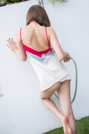 欧美模特先锋_BD英语在线手机播放