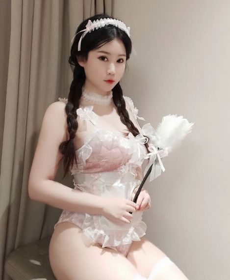 《年轻女教师2》韩国电影_1080P神马在线观看