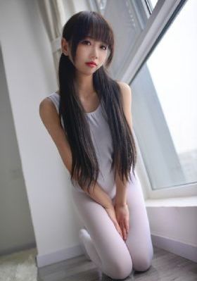 欧美辣妹微胖身材_HD电影完整版