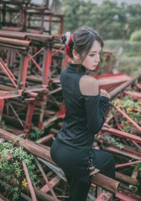 欧美饥渴少妇_BD英语天堂在线
