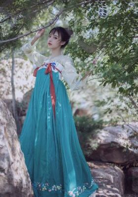 漂亮的啥_免费观看高清版